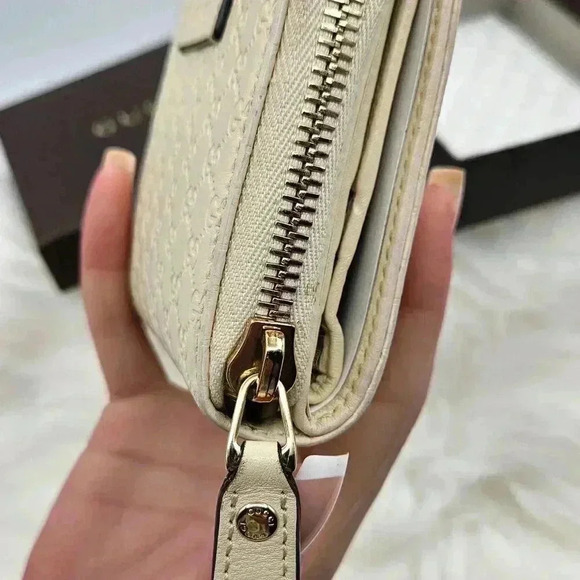 Microguccissima Pattern  Leather Compact Wallet - Picture 6 of 16